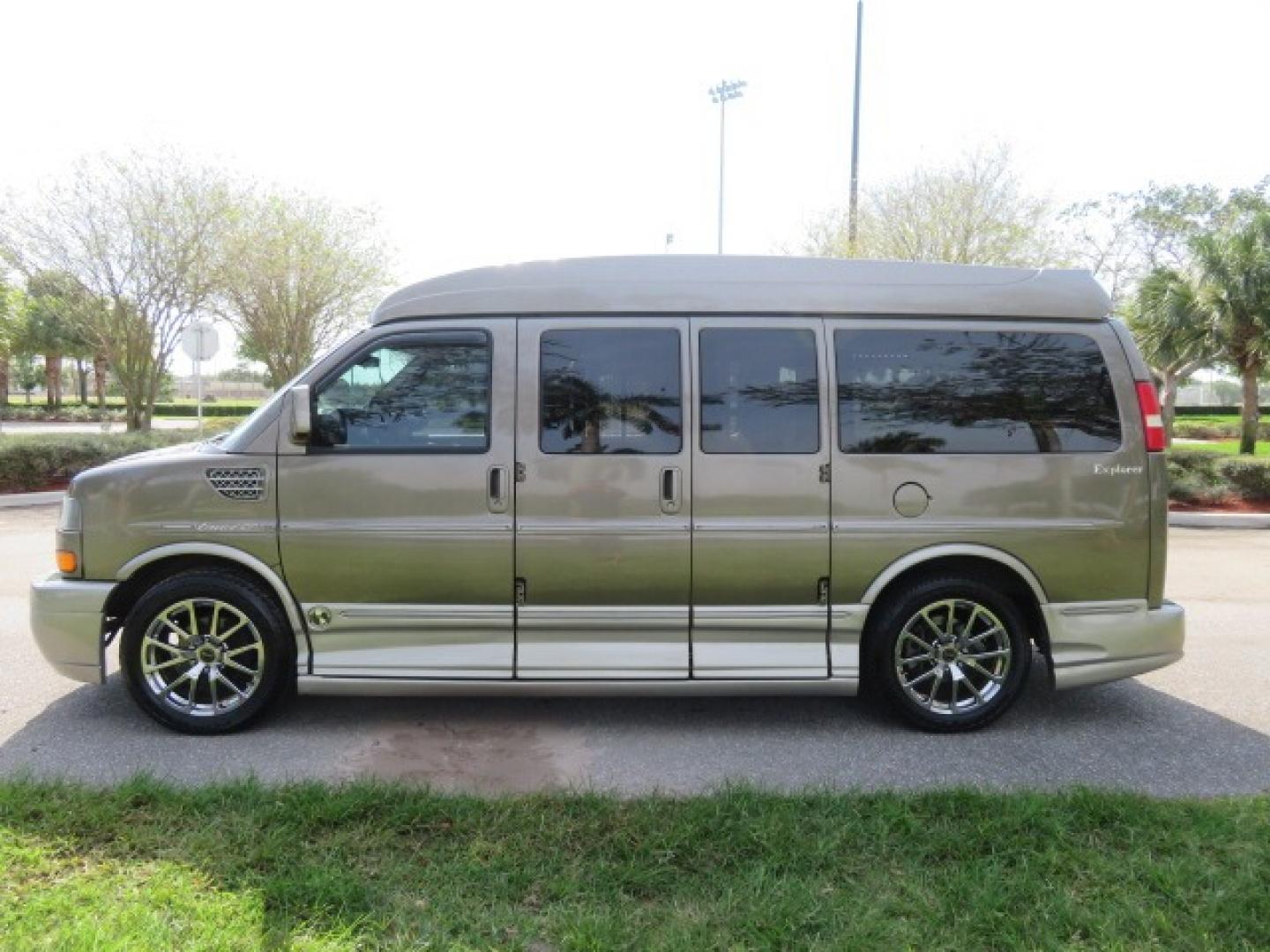 2013 /Beige Two Tone GMC Savana RV G1500 3LT (1GDS7DC45D1) with an 5.3L V8 OHV 16V engine, 4-Speed Automatic transmission, located at 4301 Oak Circle #19, Boca Raton, FL, 33431, (954) 561-2499, 26.388861, -80.084038 - You are looking at a Gorgeous 2013 GMC Savana 1500 High Top Conversion Van Explorer Limited SE Package Handicap Wheelchair Conversion Van with 72K Original Miles, Side Entry Braun Millennium Series Wheelchair Lift, Rubber Floor, Q-Straint Tie Down System, Navigation, Back Up Camera, Huge flat Screen - Photo#13